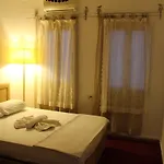 Oda ve Kahvaltı Gozde Deniz Boutique 3*