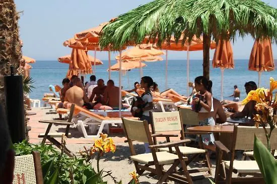 Gozde Deniz Boutique Бодрум